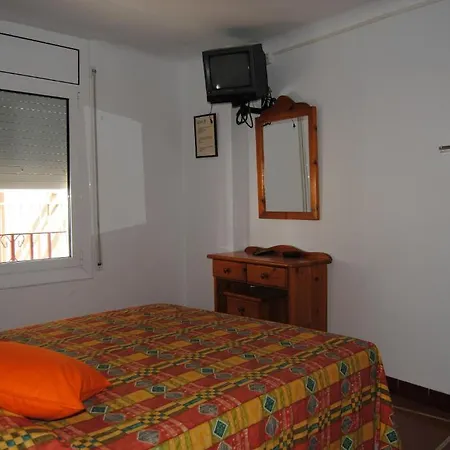 Colonia Guest house Roses